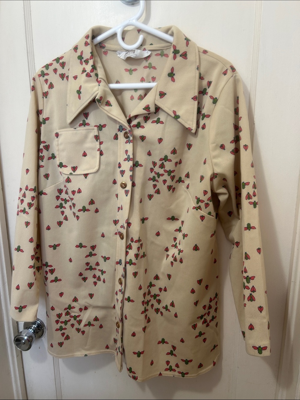 Vintage 1970’s bee button down shirt
